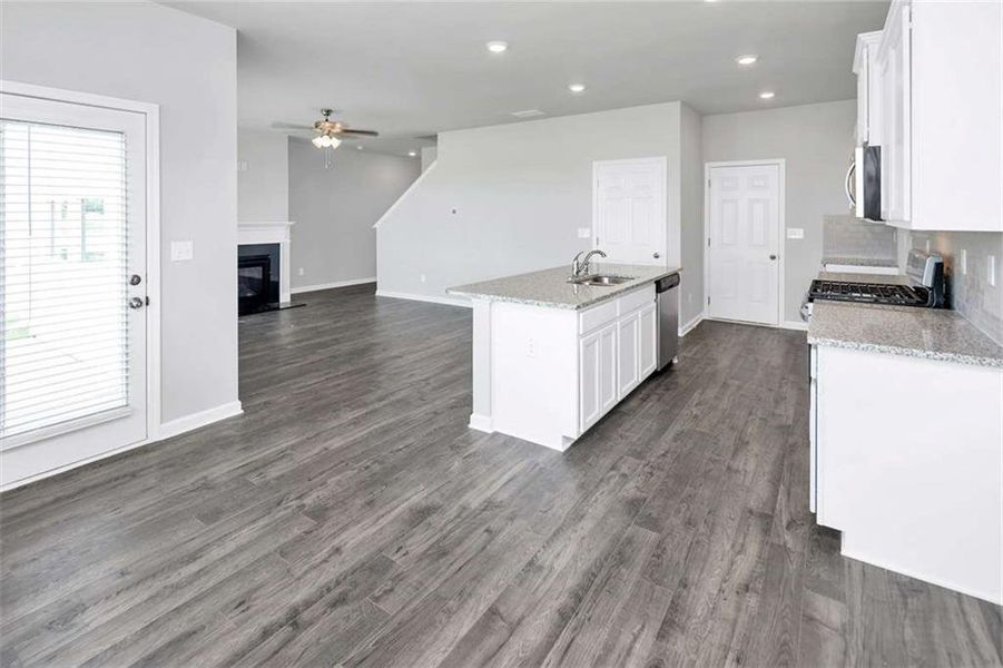 Furnished interior view inside a new home in Poplar Preserve, Newnan (Image 10). Furnished interior view inside a new home in Poplar Preserve, Newnan (Image 10).