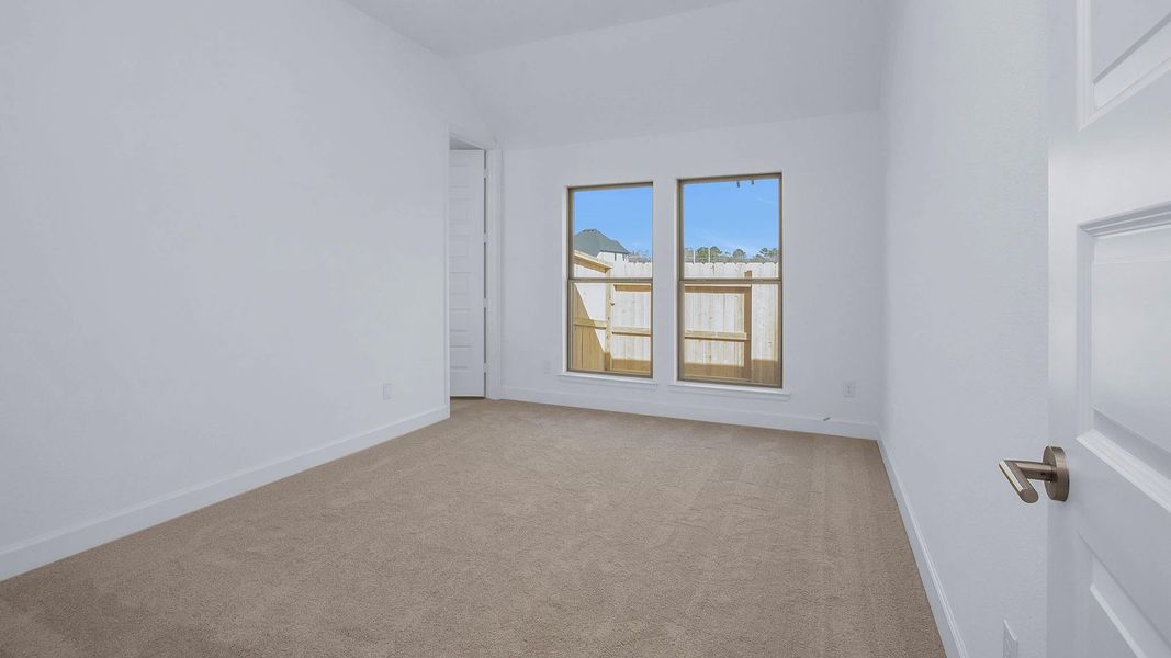 Spacious, unfurnished interior of a new home in Briarley 70', Montgomery (Image 12).