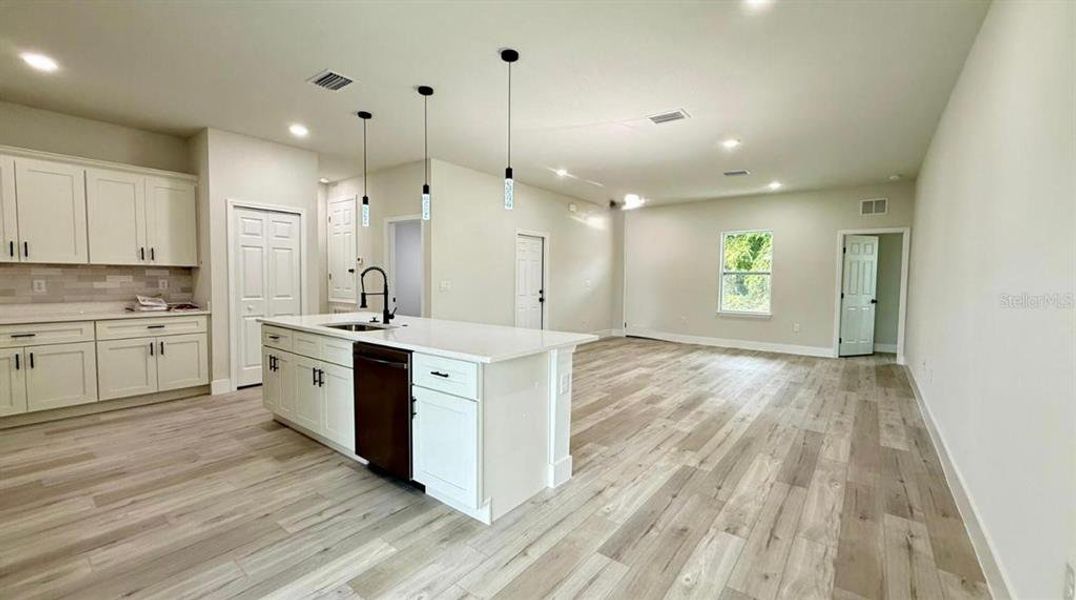 Furnished interior view inside a new home in , Ocala (Image 8).