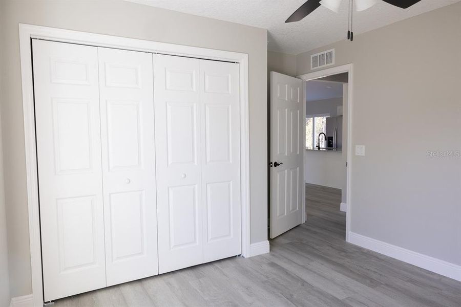 Spacious, unfurnished interior of a new home in , Citrus Springs (Image 17).