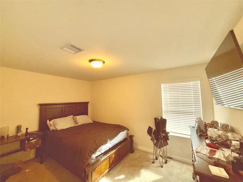 Furnished interior view inside a new home in Sundance Cove - Classic Series, Crosby (Image 9). Furnished interior view inside a new home in Sundance Cove - Classic Series, Crosby (Image 9).