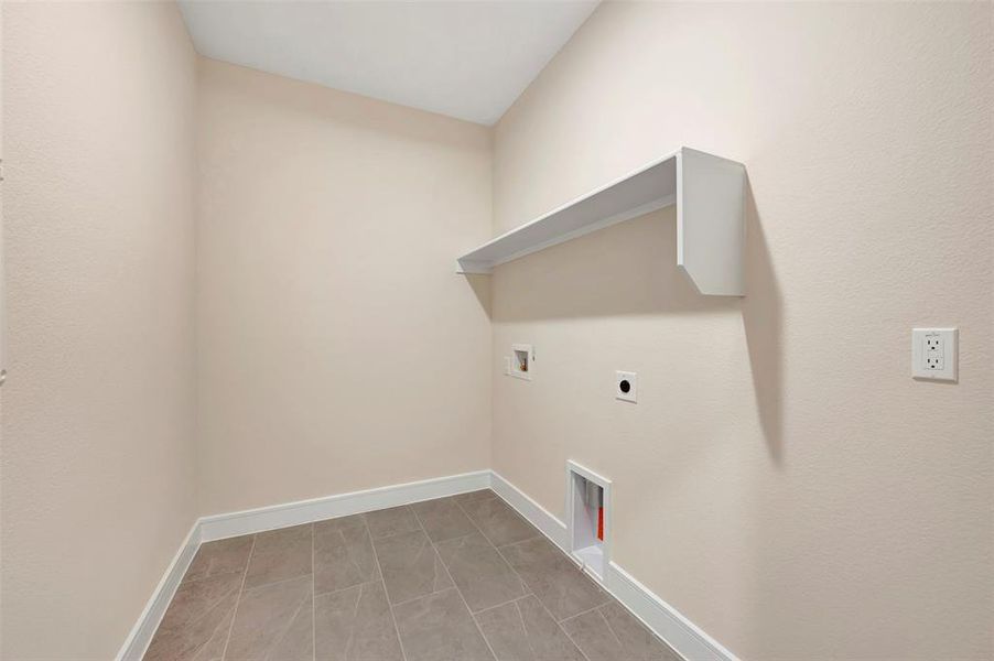 Spacious, unfurnished interior of a new home in Elevon, Lavon (Image 28).