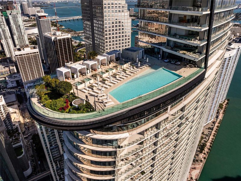 Condo located in Miami, FL showcasing its design and architecture (Image 20). Condo located in Miami, FL showcasing its design and architecture (Image 20).