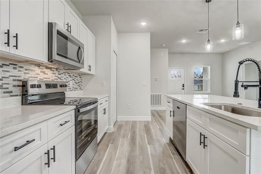 Furnished interior view inside a new home in , Ocala (Image 4).