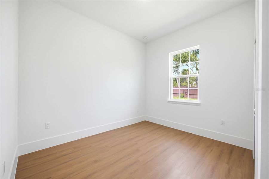 Spacious, unfurnished interior of a new home in , Ocala (Image 30).