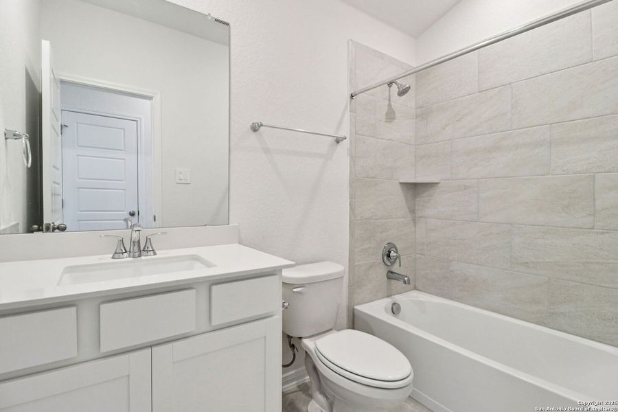 Furnished interior view inside a new home in Royal Crest, San Antonio (Image 6). Furnished interior view inside a new home in Royal Crest, San Antonio (Image 6).