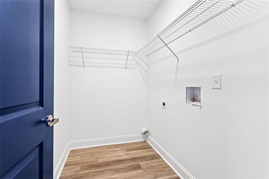 Spacious, unfurnished interior of a new home in , Atlanta (Image 19).