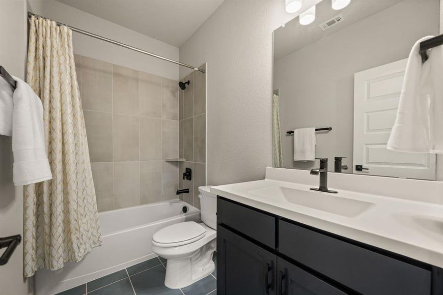 Furnished interior view inside a new home in HomeTown Garden, North Richland Hills (Image 29). Furnished interior view inside a new home in HomeTown Garden, North Richland Hills (Image 29).