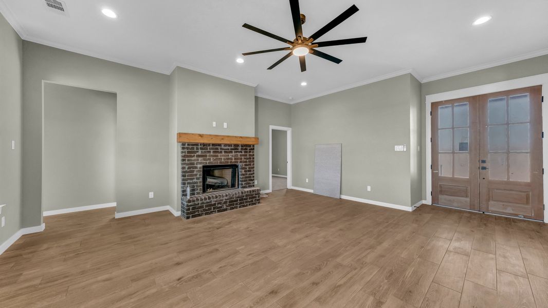 Representative unfurnished interior of a home built from the Jarrett 1 by Zeal Home Builders in Saddle Crest Estates, Weatherford (Image 56).