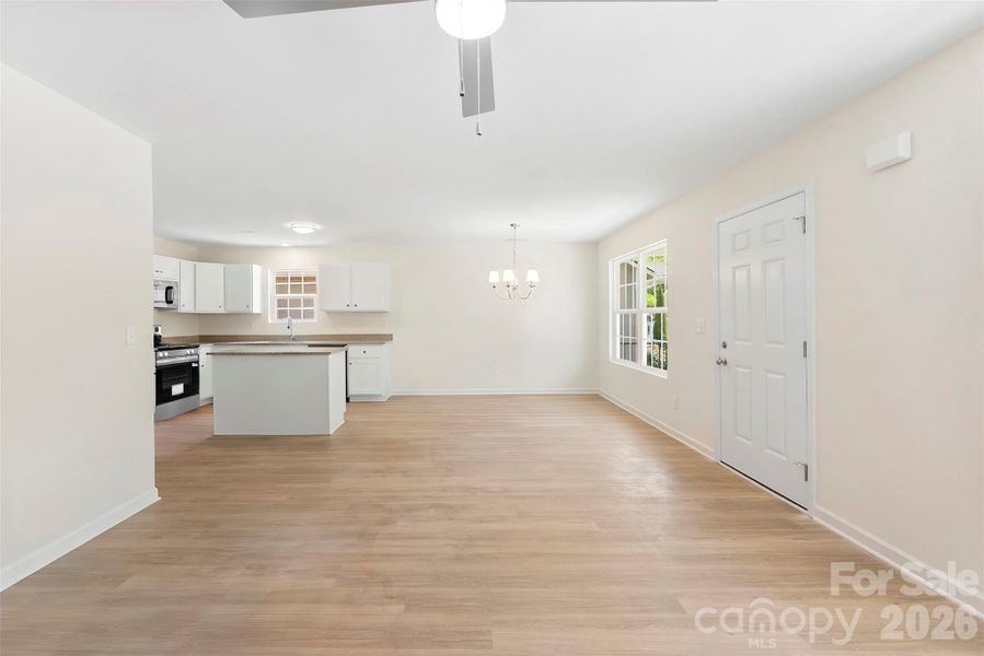 Spacious, unfurnished interior of a new home in , Rock Hill (Image 28). Spacious, unfurnished interior of a new home in , Rock Hill (Image 28).