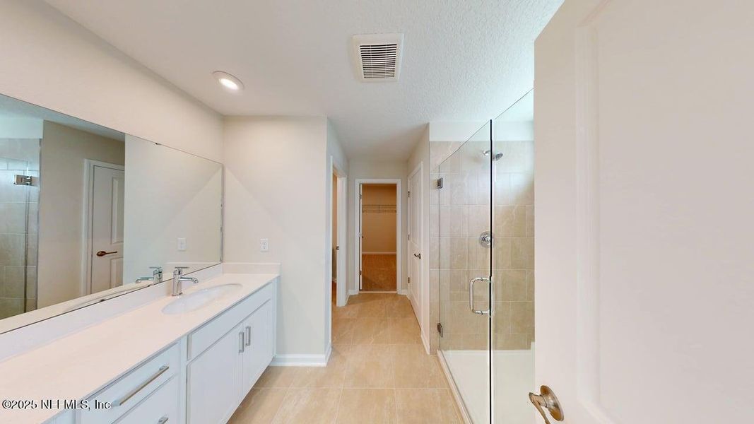 Furnished interior view inside a new home in Lakes at Bella Lago, Green Cove Springs (Image 8). Furnished interior view inside a new home in Lakes at Bella Lago, Green Cove Springs (Image 8).