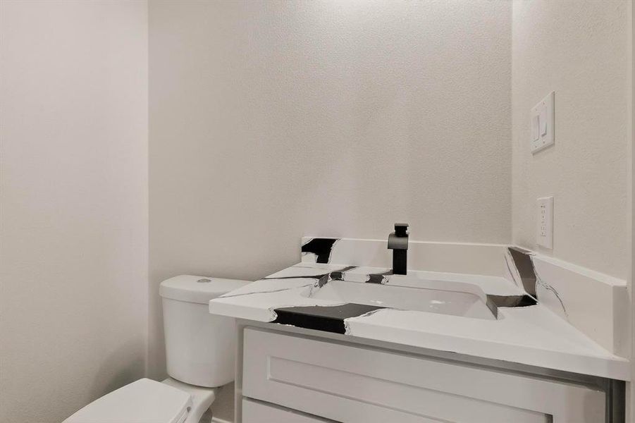 Close-up of interior finishes inside a home in , Sulphur Springs (Image 13).