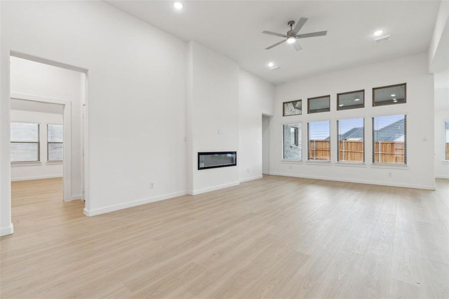 Spacious, unfurnished interior of a new home in Windmore, Princeton (Image 30). Spacious, unfurnished interior of a new home in Windmore, Princeton (Image 30).