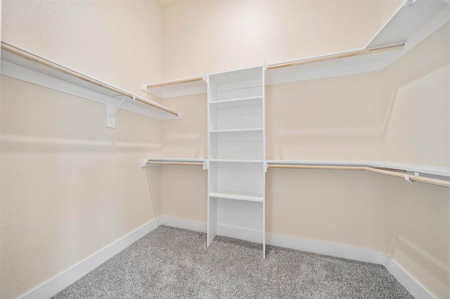 Spacious, unfurnished interior of a new home in , Whitney (Image 15).