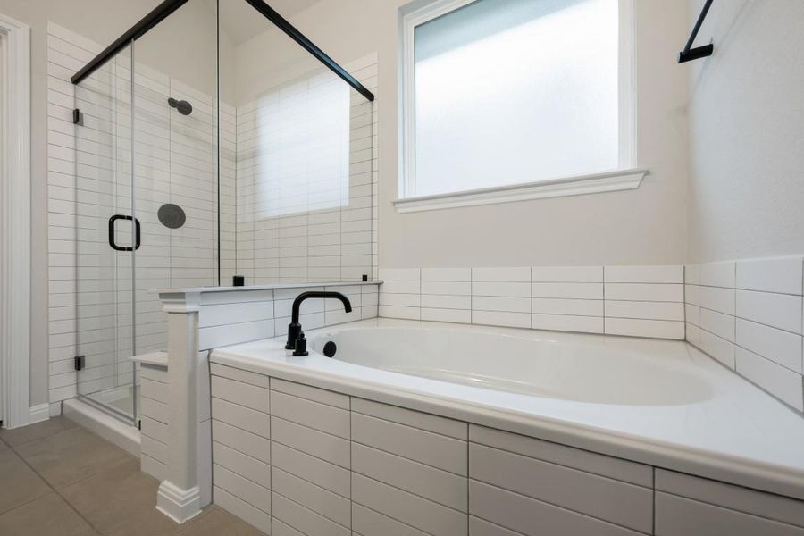 Representative images and renderings are for illustrative purposes. Actual structural options and design finishes of home may vary. Representative images and renderings are for illustrative purposes. Actual structural options and design finishes of home may vary.