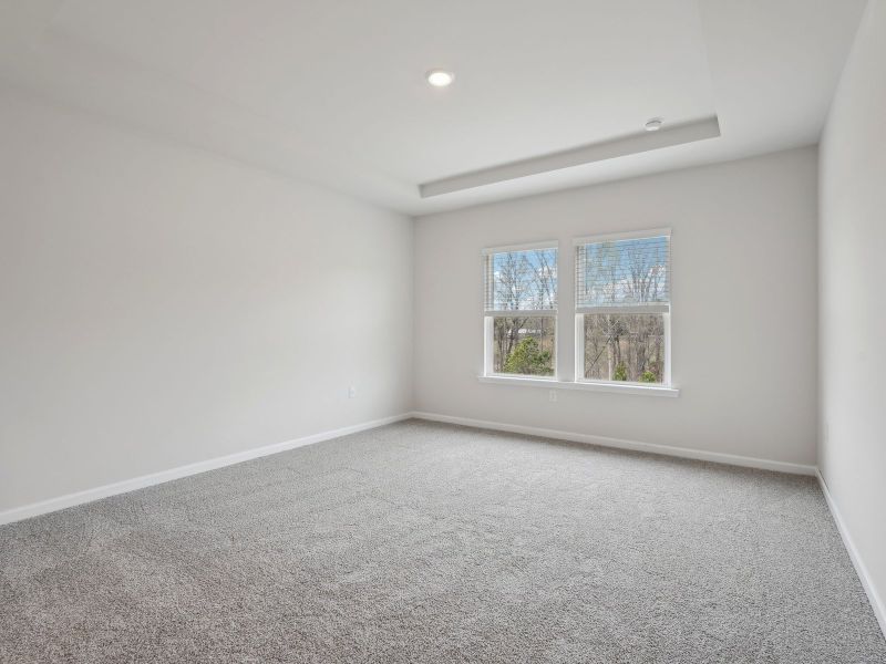 Spacious, unfurnished interior of a new home in Northwoods at Mirror Lake, Villa Rica (Image 20).