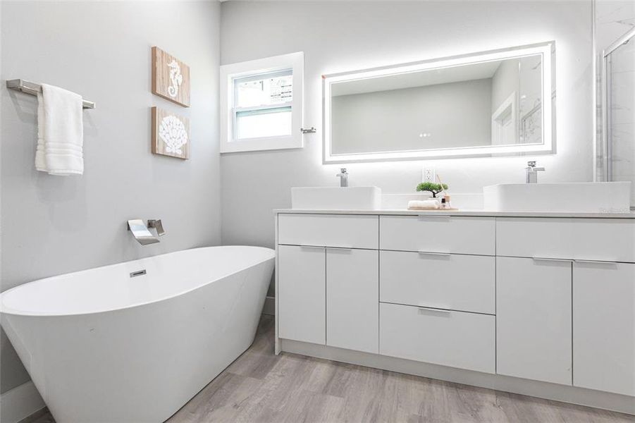 Furnished interior view inside a new home in , Punta Gorda (Image 49).