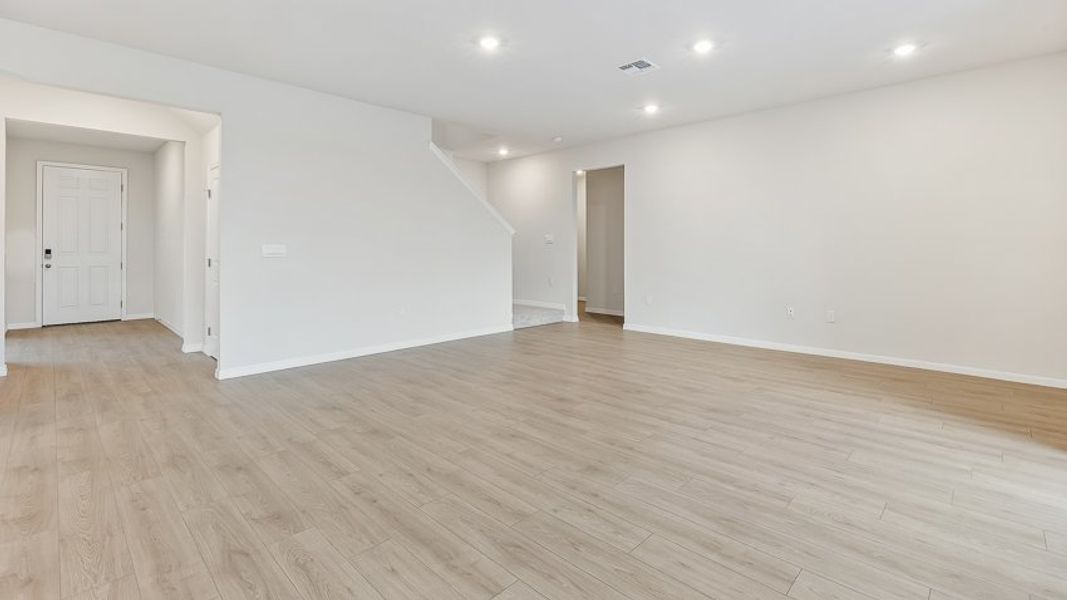 Representative unfurnished interior of a home built from the Jordyn II by D.R. Horton in Coddington, Bradenton (Image 9).
