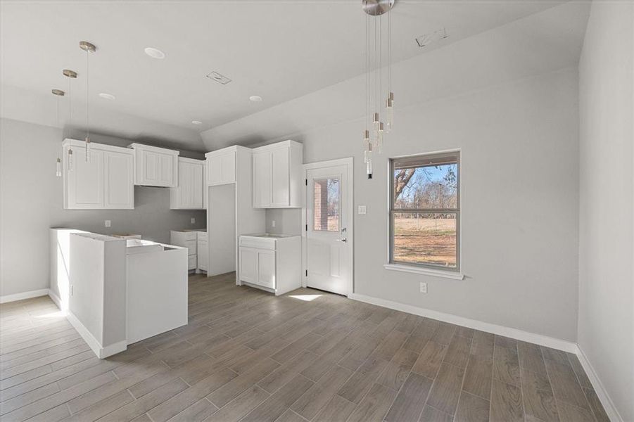 Spacious, unfurnished interior of a new home in , Kerens (Image 30).