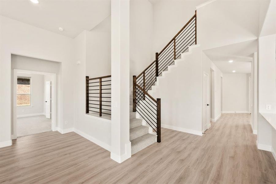 Spacious, unfurnished interior of a new home in Sunset Ridge, Alvarado (Image 36). Spacious, unfurnished interior of a new home in Sunset Ridge, Alvarado (Image 36).