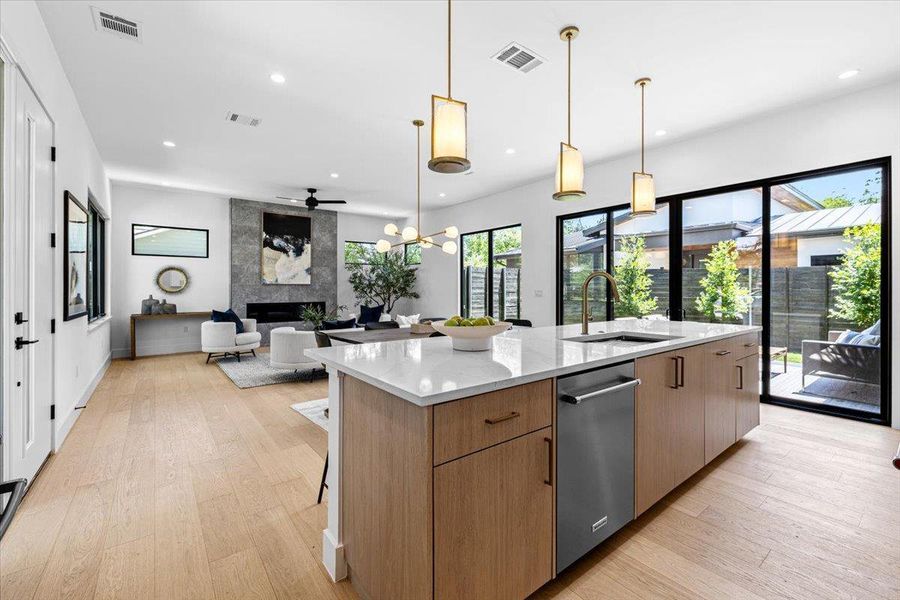 Furnished interior view inside a new home in , Austin (Image 27). Furnished interior view inside a new home in , Austin (Image 27).