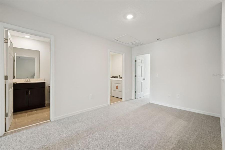 Spacious, unfurnished interior of a new home in Cagan Crossings West, Clermont (Image 21).