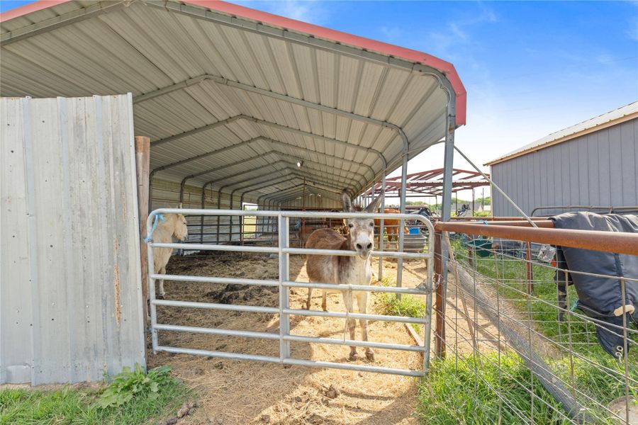 Image 36 of a home in .