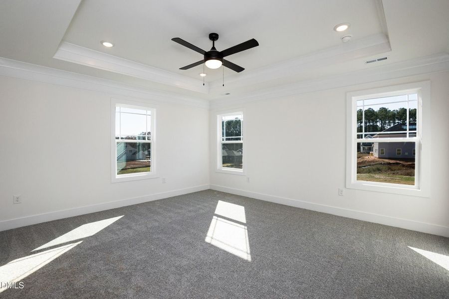Spacious, unfurnished interior of a new home in Jackson Ridge, Pikeville (Image 17).