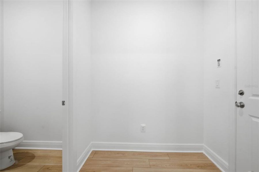 Spacious, unfurnished interior of a new home in North River Ranch, Parrish (Image 39).