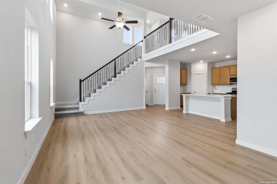 Spacious, unfurnished interior of a new home in Willow Point, San Antonio (Image 26).