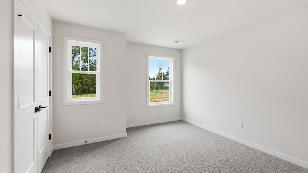 Spacious, unfurnished interior of a new home in Seven Oaks, Greenwood (Image 33).