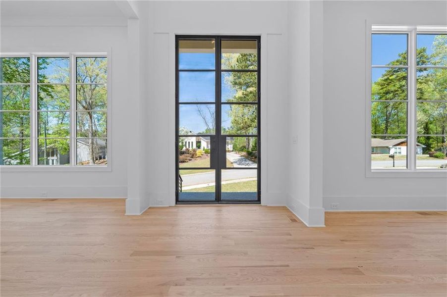 Spacious, unfurnished interior of a new home in , Marietta (Image 53).