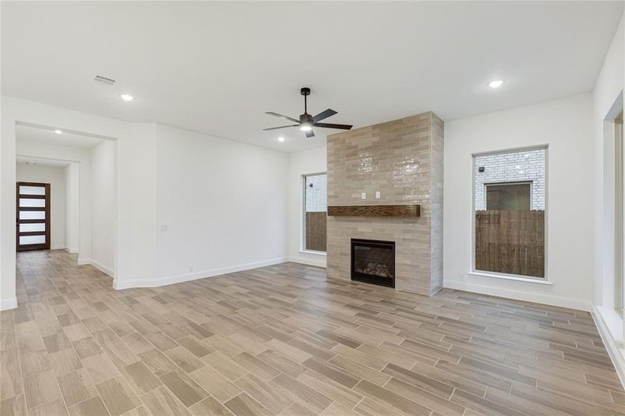 Spacious, unfurnished interior of a new home in The Oaks, Red Oak (Image 18). Spacious, unfurnished interior of a new home in The Oaks, Red Oak (Image 18).