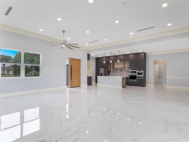 Image 43 of a home in .