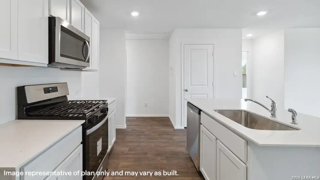 Furnished interior view inside a new home in Avenida, Converse (Image 2).