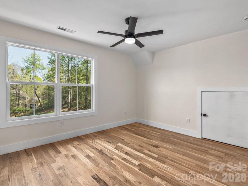 Spacious, unfurnished interior of a new home in , Weaverville (Image 32).