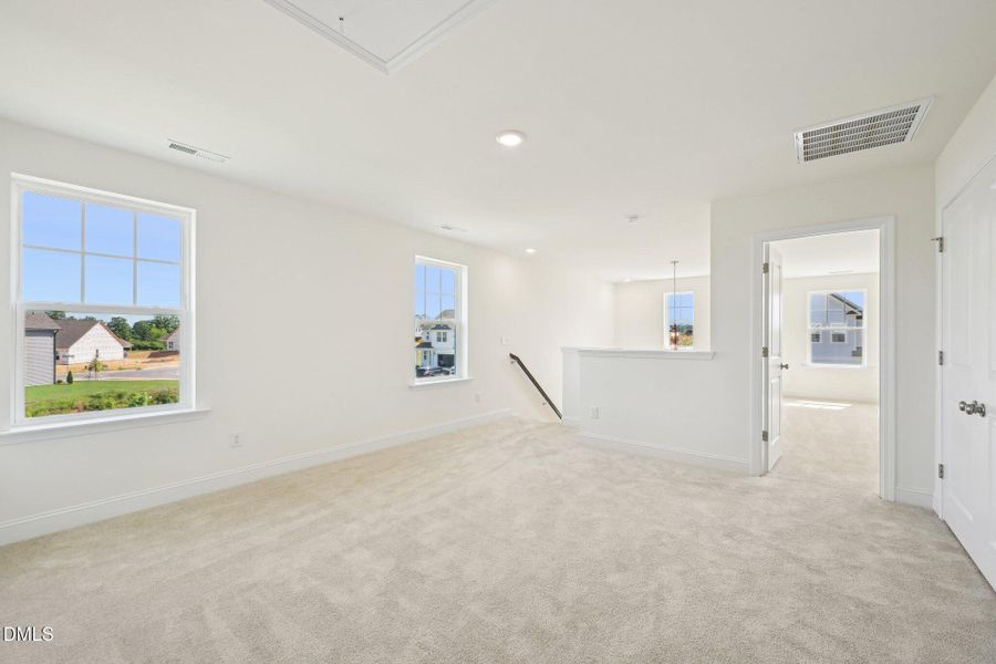 26-web-or-mls-Winding Crk Dr-2105-026