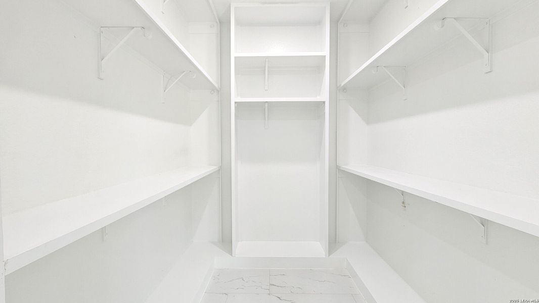Spacious, unfurnished interior of a new home in , Adkins (Image 43).