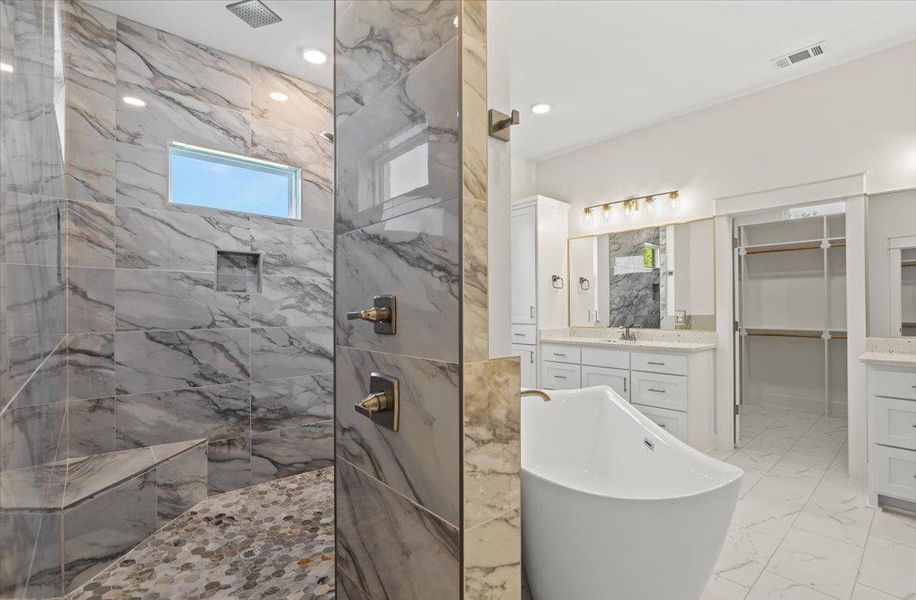 Furnished interior view inside a new home in , Salado (Image 13).