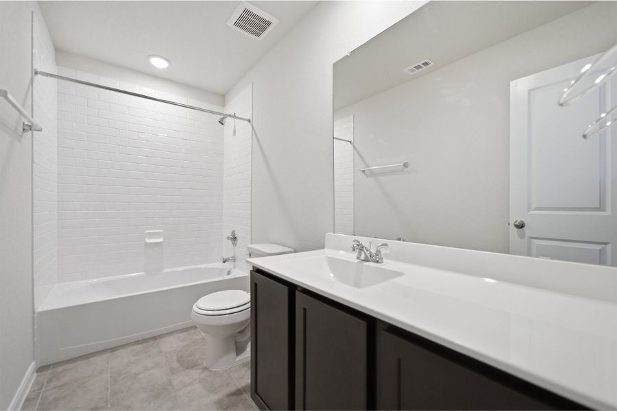 Furnished interior view inside a new home in Hannah Heights, Seguin (Image 15). Furnished interior view inside a new home in Hannah Heights, Seguin (Image 15).