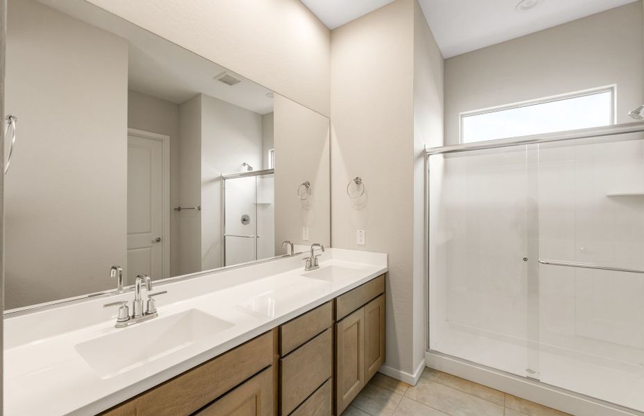 Furnished interior view inside a new home in Jorde Farms, Queen Creek (Image 10).