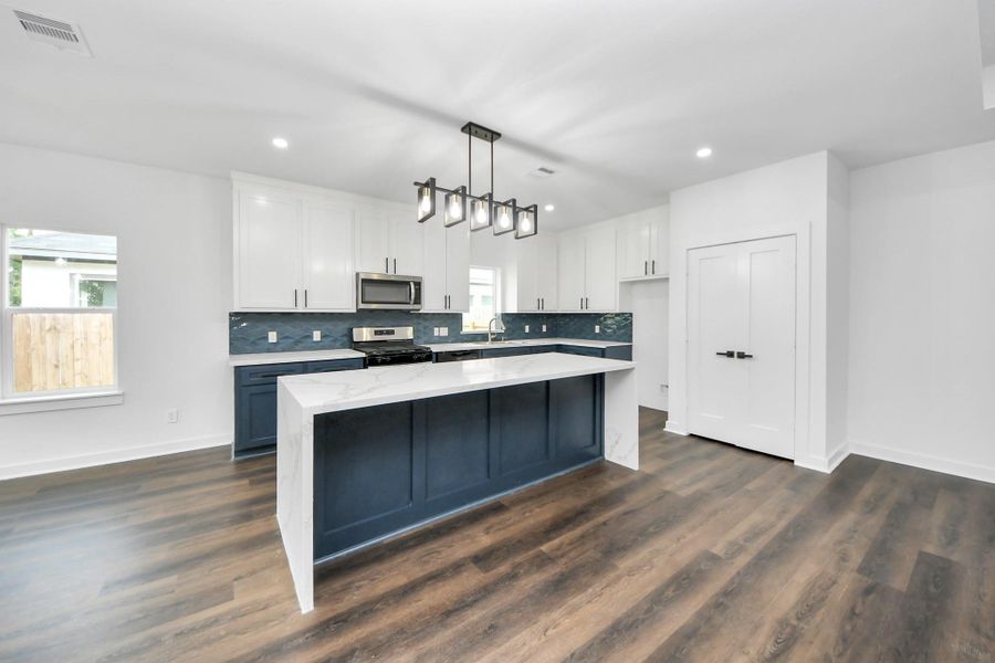 Image 27 of a home in . Image 27 of a home in .