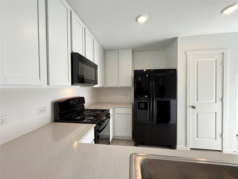 Furnished interior view inside a new home in , Forney (Image 28). Furnished interior view inside a new home in , Forney (Image 28).