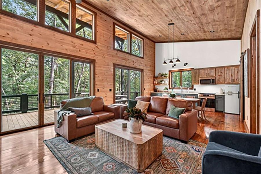 Community amenities in , Blue Ridge (Image 36).