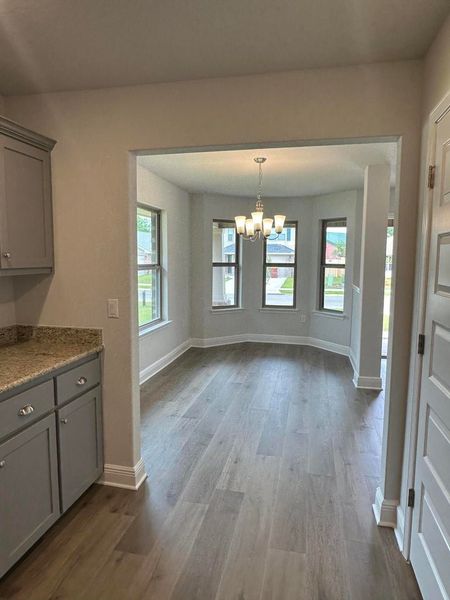 Spacious, unfurnished interior of a new home in Ridgeway Landing, Crestview (Image 8).
