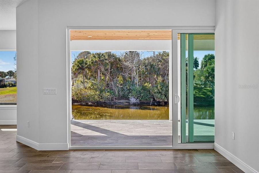 Spacious, unfurnished interior of a new home in , Palm Coast (Image 55).