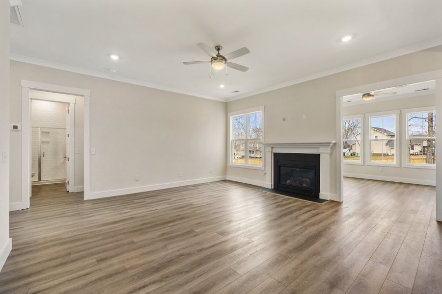 Spacious, unfurnished interior of a new home in Suter Estates, Easley (Image 25).