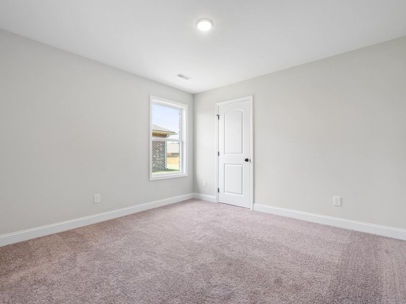 Spacious, unfurnished interior of a new home in Waverly Estates, Josephine (Image 22).