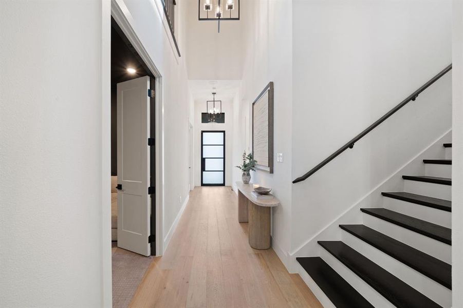 Spacious, unfurnished interior of a new home in Painted Tree 60' Series, McKinney (Image 21).