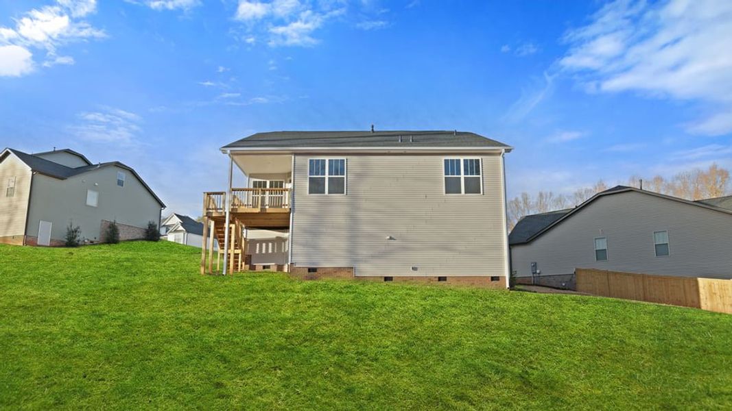Representative exterior details of a home built from the Cameron by D.R. Horton in Blue Ridge Trail, Fountain Inn (Image 19).